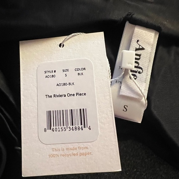 Andie swim The Riviera One‎ Piece Black Belted Bathing suit  Size small - Picture 5 of 6